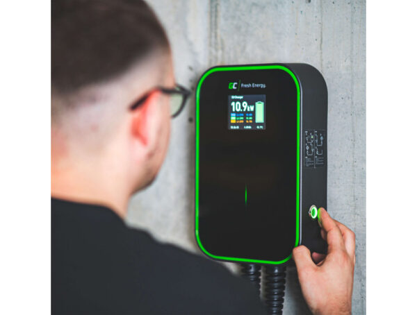 Polnilna postaja Green Cell Wallbox GC EV PowerBox 22kW polnilec s kablom Type 2 (6m) - Image 3
